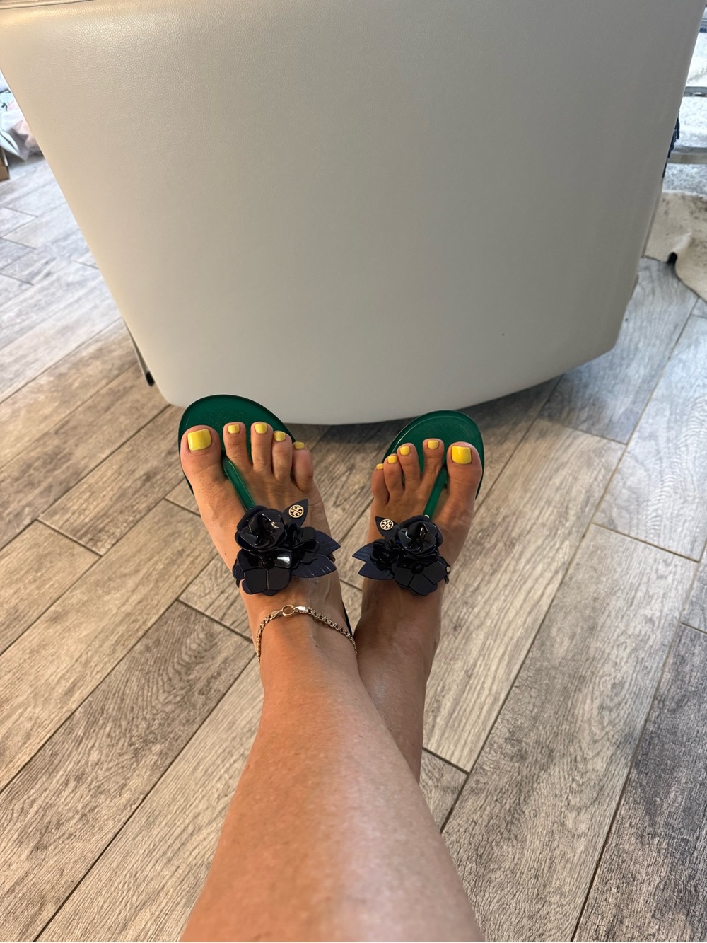 Tory Burch Dark Green Jelly Floral Thong Sandals with Navy Accents - Picture 2 of 6